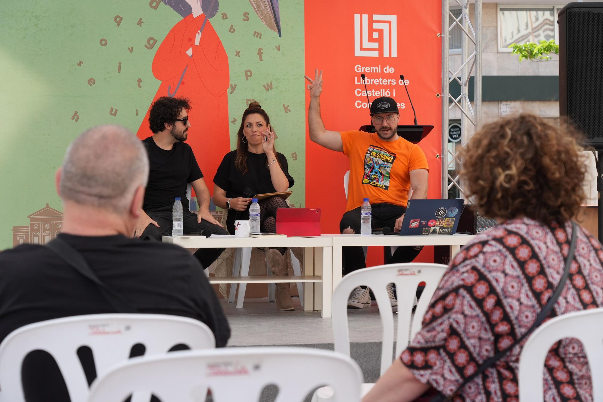 ¡Búscate en la macrogalería! Castellón vive un puente de fiestas en los municipios