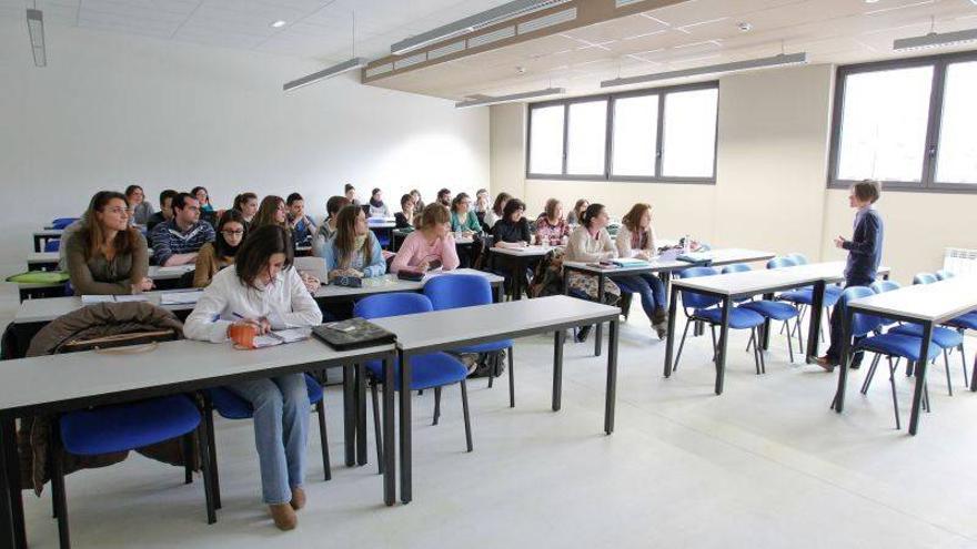 La falta de aulas aplaza el traslado a Educación de 600 alumnos