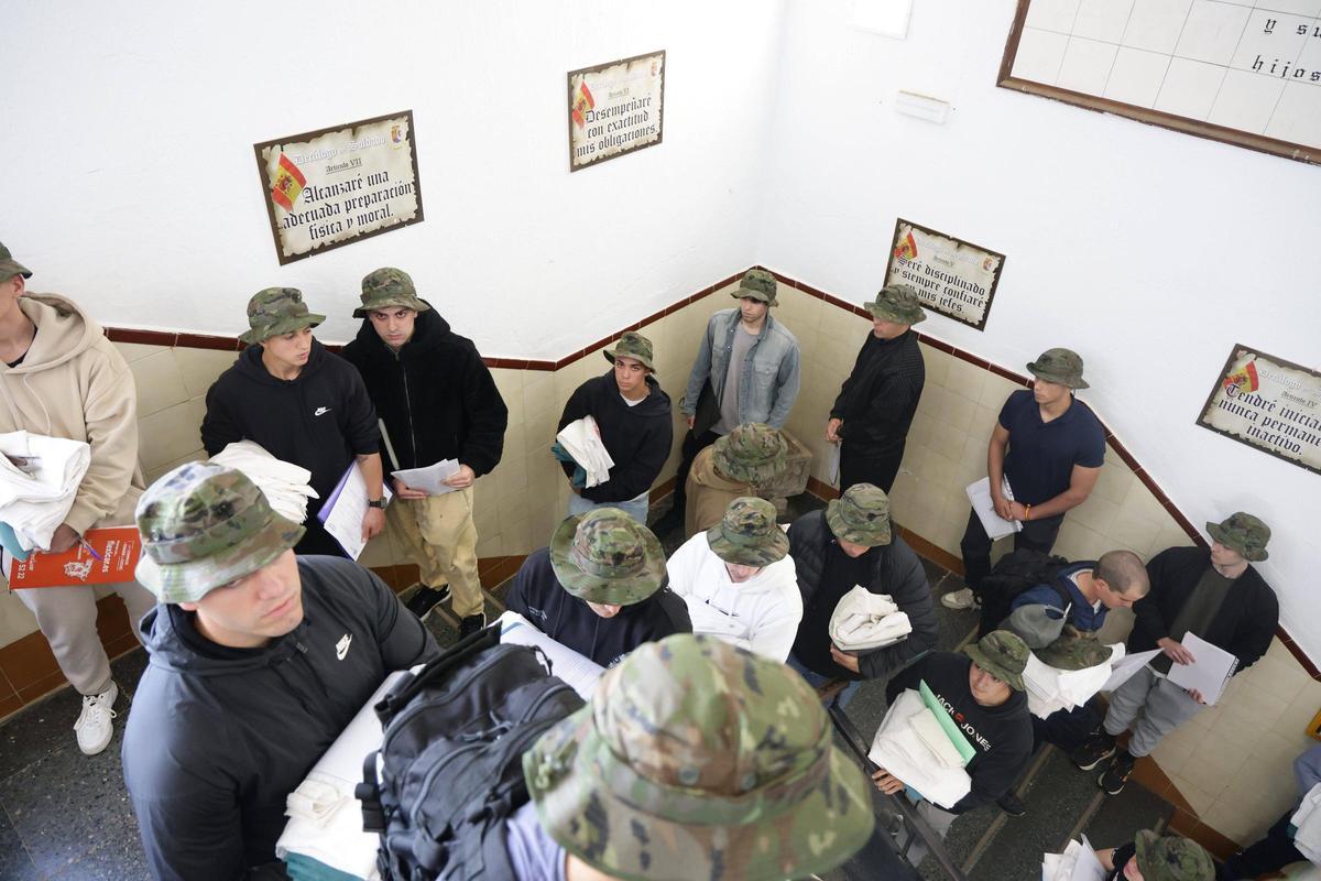 Así ha sido la llegada de nuevos soldados al Cefot de Cáceres