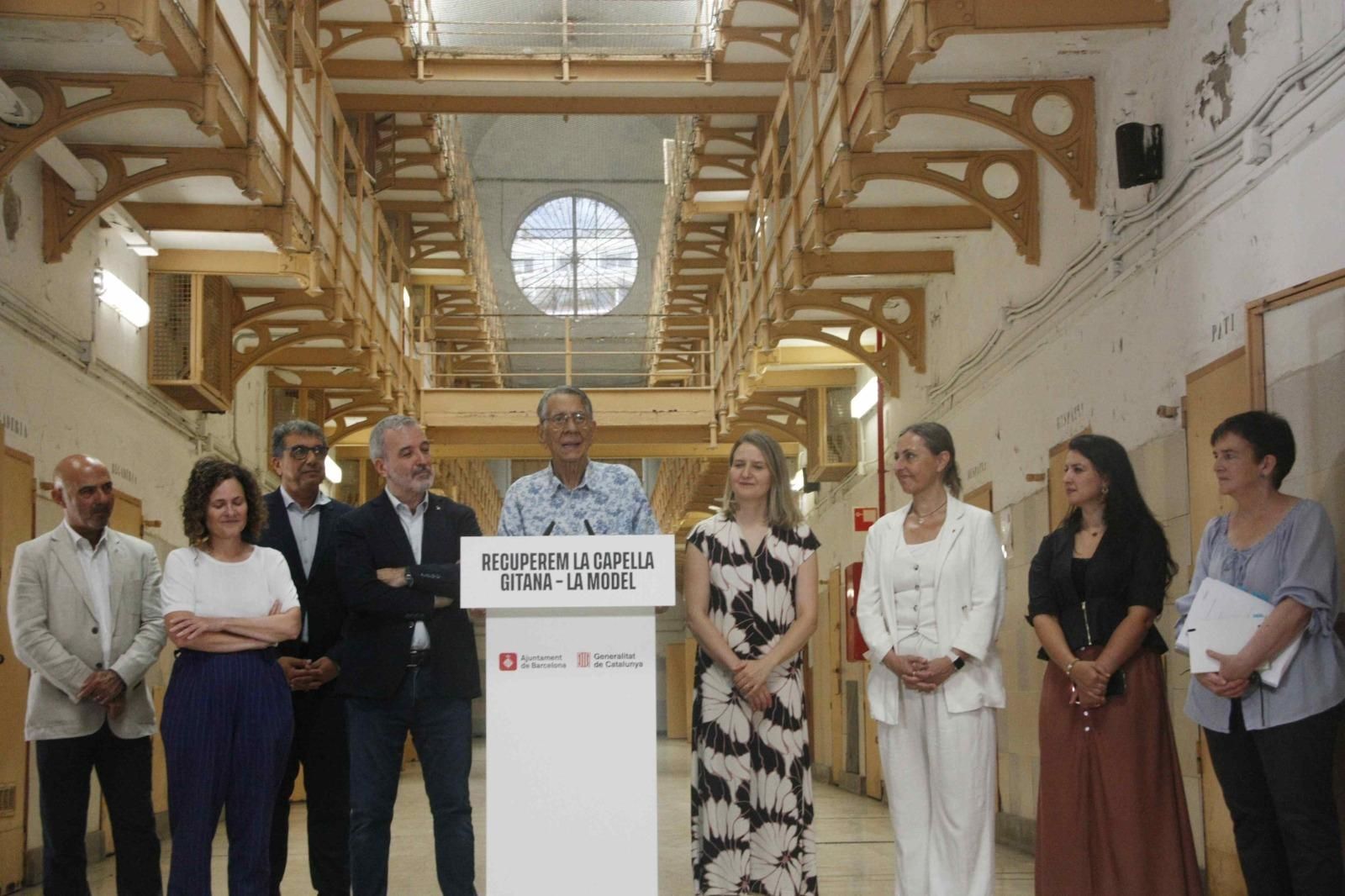 Descobertes les pintures murals de la capella Gitana a la presó Model de Barcelona