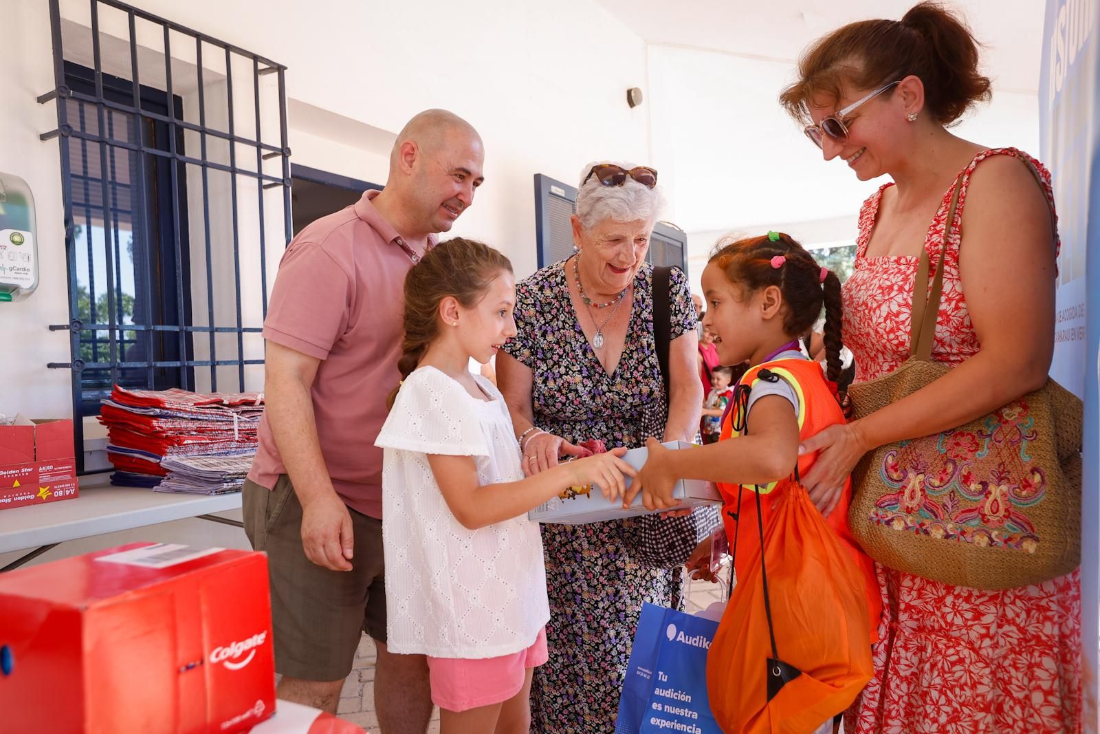 Córdoba recibe a los niños saharauis para pasar sus 'Vacaciones en Paz'