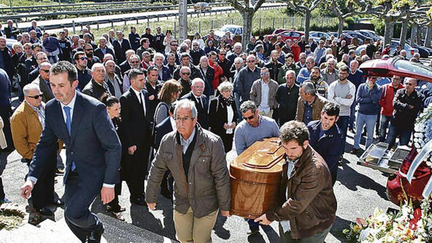 Los asistentes al funeral.