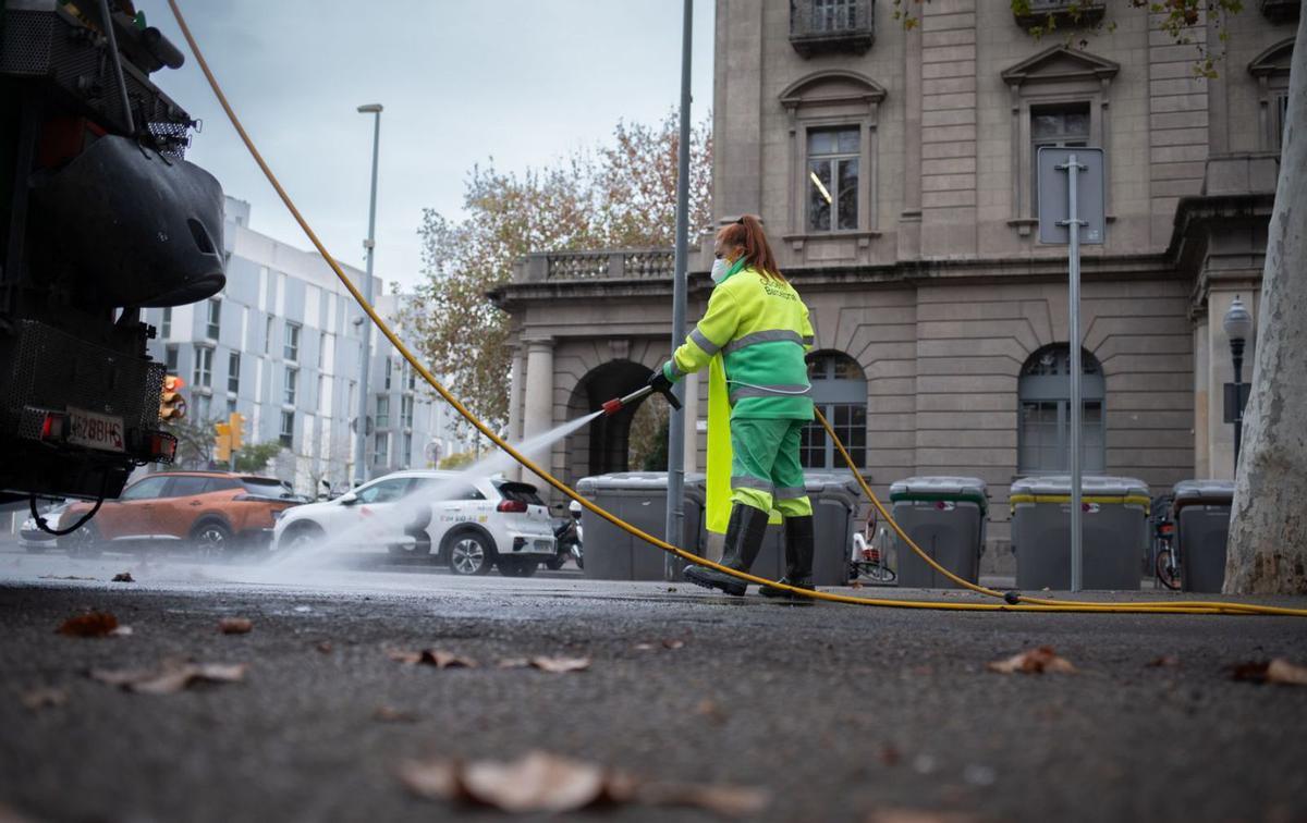 BCN esquiva la baixada de la pressió de l’aigua fins a l’estiu