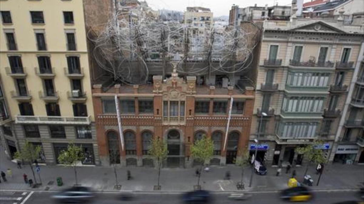 La antigua editorial, ahora sede y museo de la Fundació Tàpies.