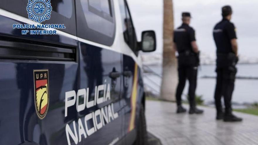 Policía nacional en Costa Adeje