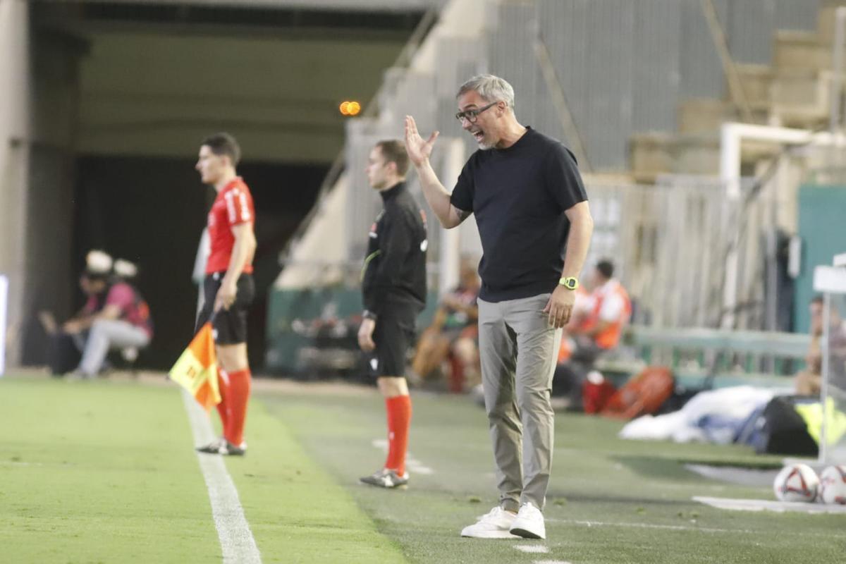 Córdoba CF-Burgos | Las imágenes del partido de Liga Hypermotion en El Arcángel