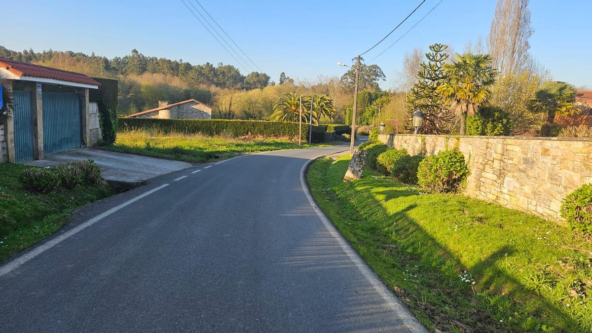 Carretera DP-801 a su paso por Bergondo.