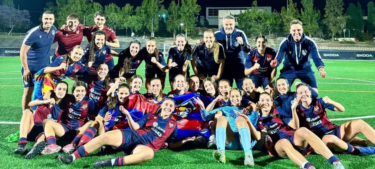 El Levante D conquista Primera Valenta