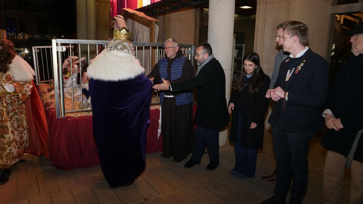 Fotogalería I Las imágenes de la Cavalcada de Reis de Vila-real Fotogalería I Las imágenes de la Cavalcada de Reis de Vila-real