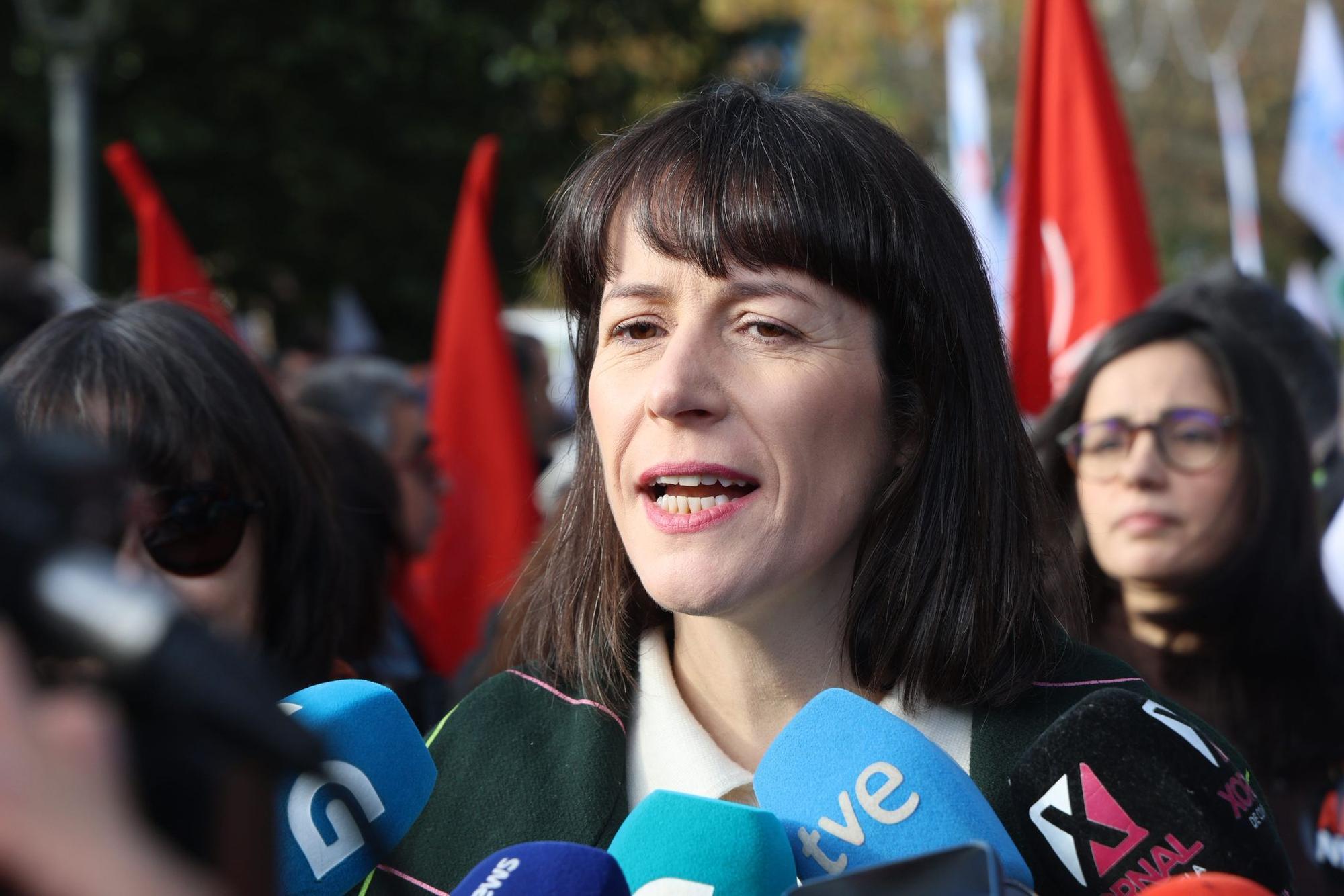 Manifestación en Santiago en contra del proyecto de Altri en Palas de Rei: así está transcurriendo