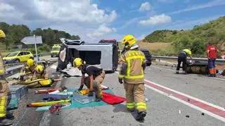 Tres morts i tres ferits crítics en un accident de trànsit a Castellfollit del Boix