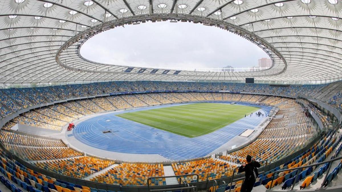 Tener la entrada en mano no garantiza poder estar en Estadio Olímpico de Kiev el día 26
