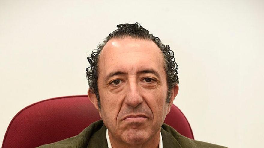 Enrique Simarro.