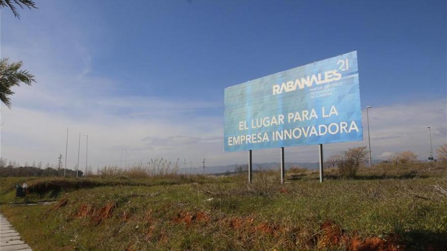 La Junta concluye que hay que innovar el PGOU para el uso comercial de Rabanales 21