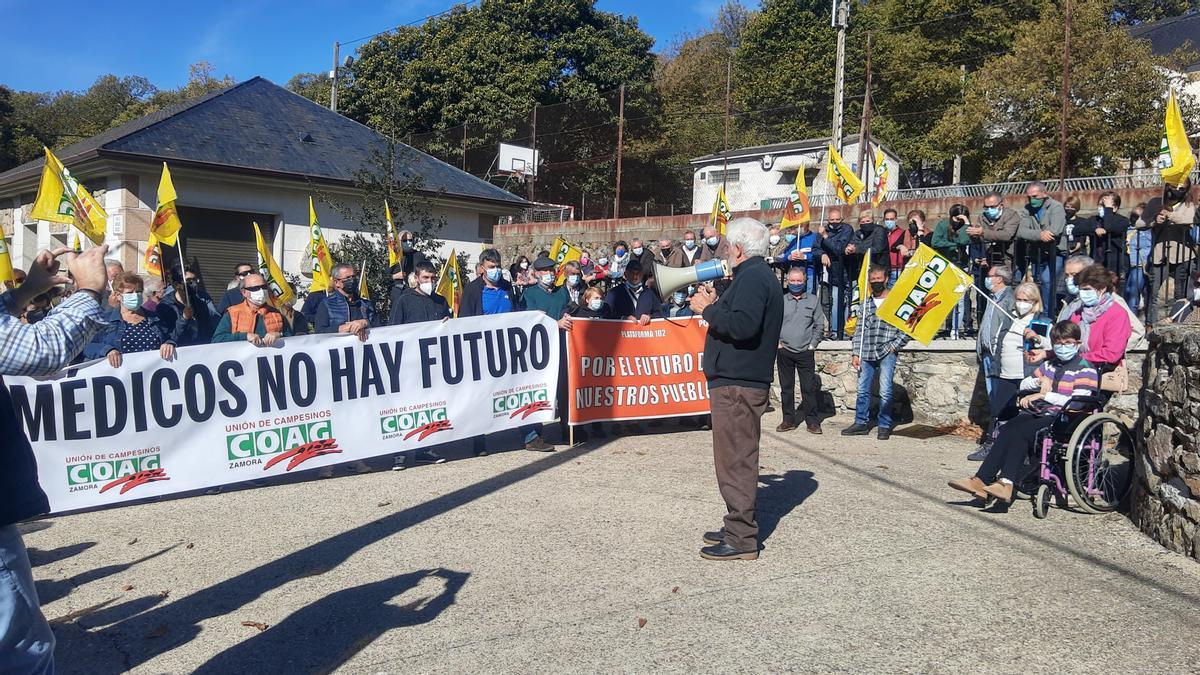 Participación de la Plataforma 102 de Porto en una manifestación