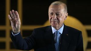 El presidente turco, Recep Tayyip Erdogan, tras ganar la segunda vuelta de las elecciones, este domingo.
