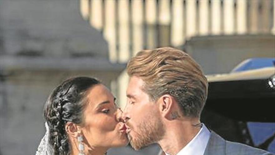 Pilar Rubio y Ramos llenan Sevilla de glamur