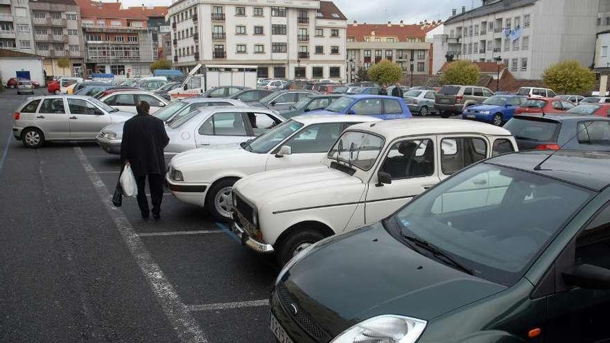 En este espacio público hay unas 150 plazas de estacionamiento gratuitas. // Bernabé/Javier Lalín