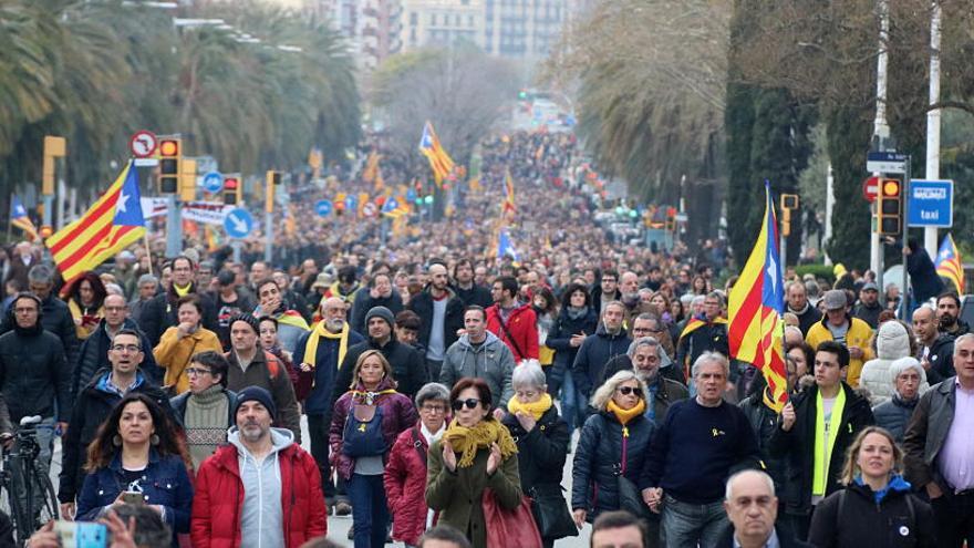 Entitats i partits preveuen una gran manifestació amb el lema &#039;Us volem a casa&#039;