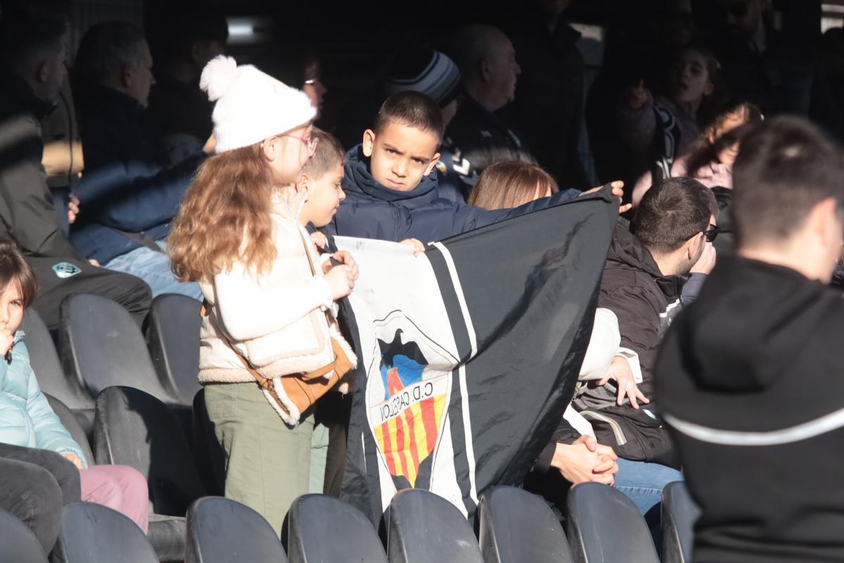 Galería | Búscate en el entrenamiento a puertas abiertas del CD Castellón