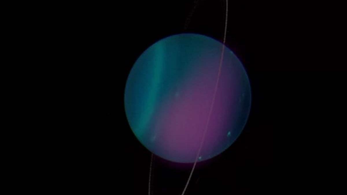 They detect X-rays from the planet Uranus.