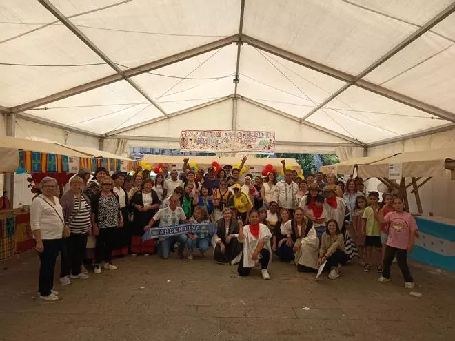 En imágenes: la jornada gastronómica y cultural "Saberes y sabores" triunfa en Cangas