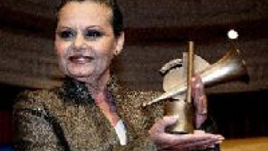 Fallece Rocío Durcal, dama española de las rancheras