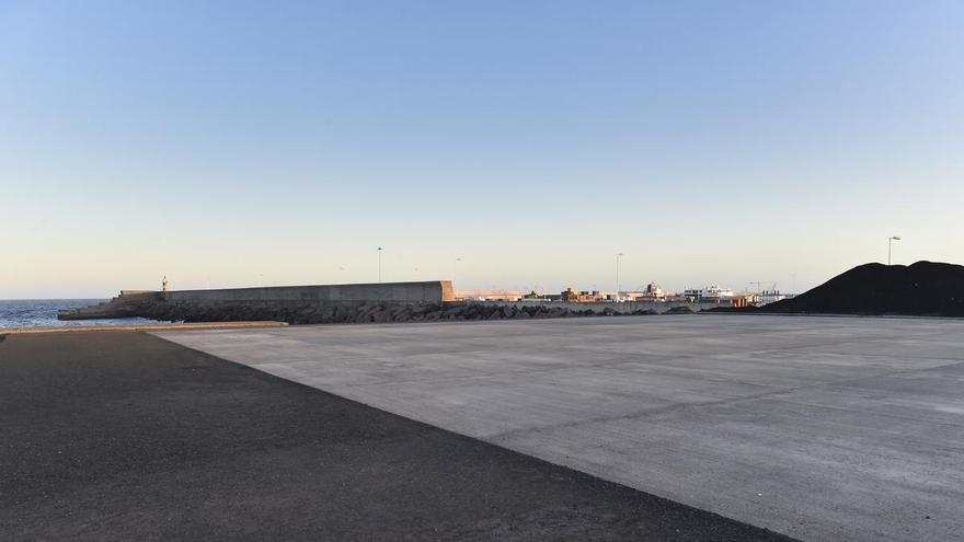 El Puerto de Las Palmas regula el funcionamiento de su helipuerto