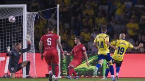 2-2. El nuevo Sevilla de Pimienta se queda a medias en Gran Canaria