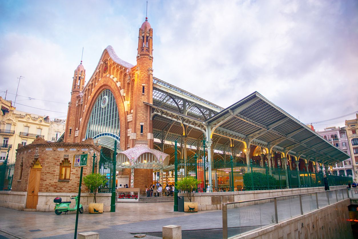 La preciosa estructura del Mercado de Colón