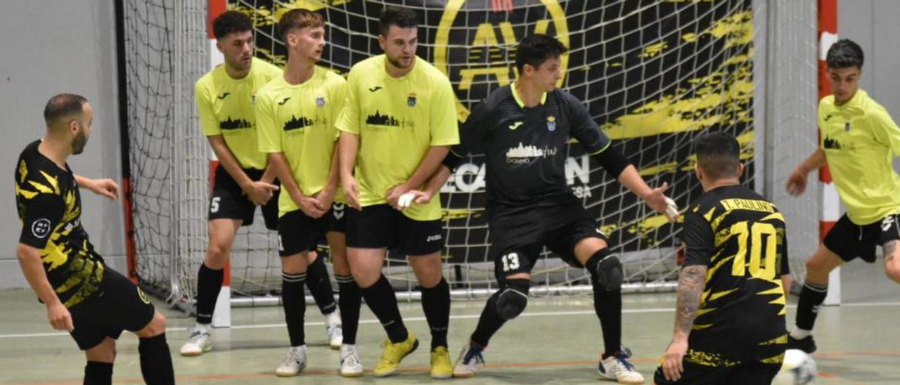 El Futsal Athletic Vilatorrada es va estrenar amb un triomf | ARXIU/JOSEP M. FUENTES