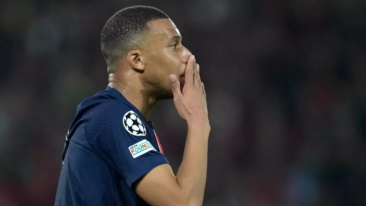 Sin Mbapp谷 no hay para赤so: crisis sin precedentes en Francia