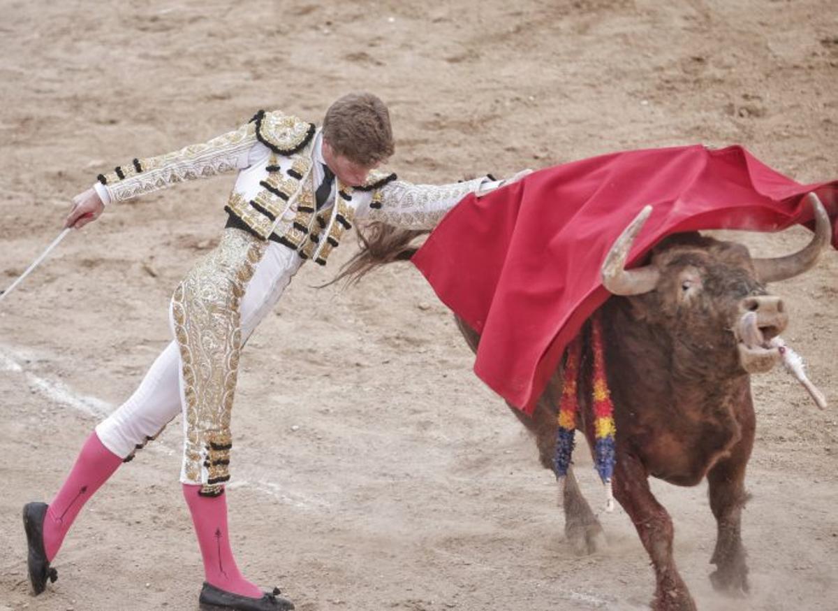 A Borja Jiménez le tocaron toros con menos fortaleza. | DM