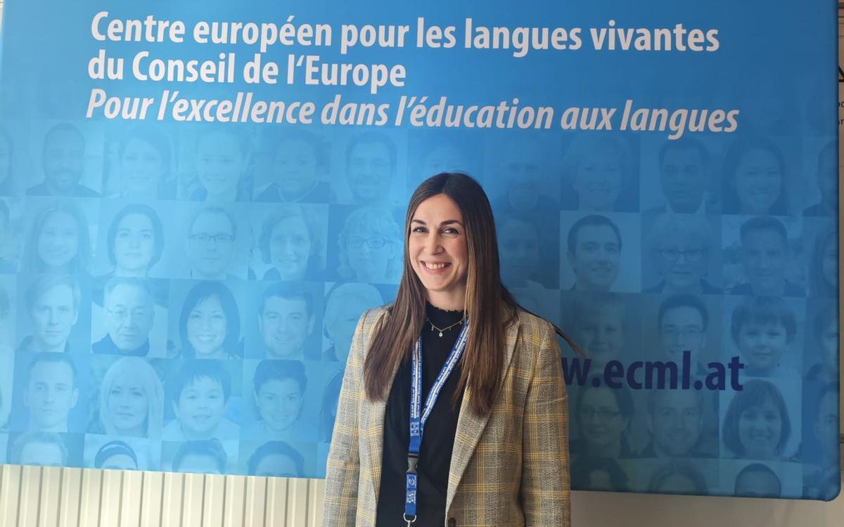 La docente del CEIP Antonio Monzón, Virginia Imbernón, en el Congreso Europeo de Plurilingüismo. | L.O.
