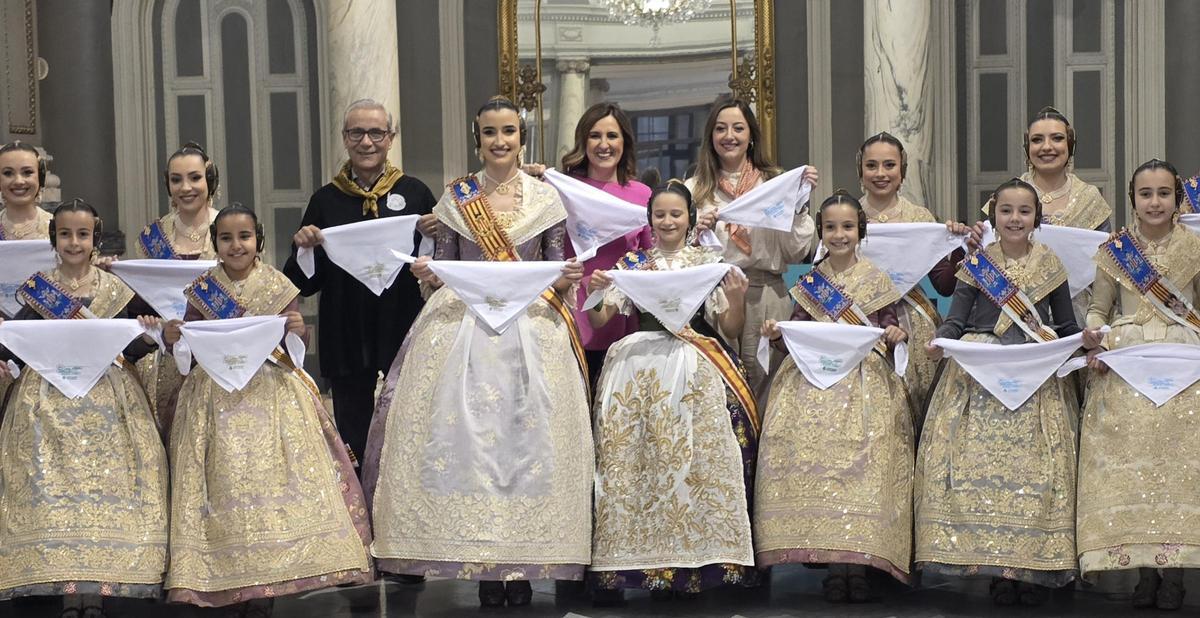 El palco del 8 de marzo: El día de ellas