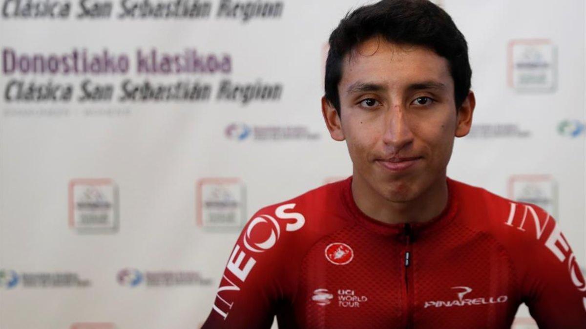 Egan Bernal, un chico feliz con la bicicleta.