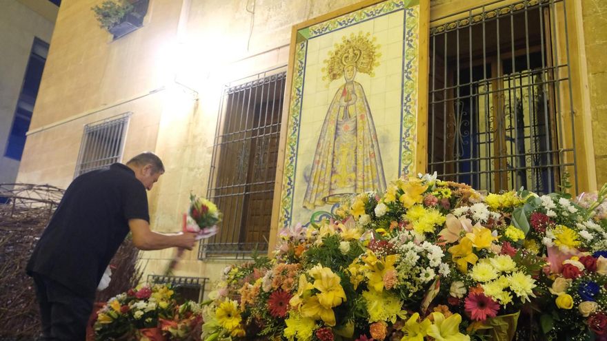 Los festeros del Camp d&#039;Elx estudian las &quot;interesantes&quot; propuestas de Ruz para la ofrenda