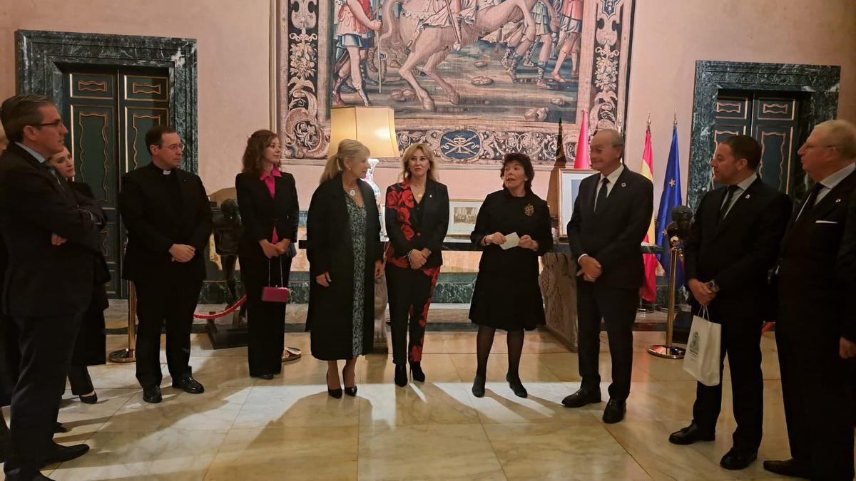 La delegación de la Junta de Andalucía y el Ayuntamiento de Málaga, en la embajada española en la Santa Sede.