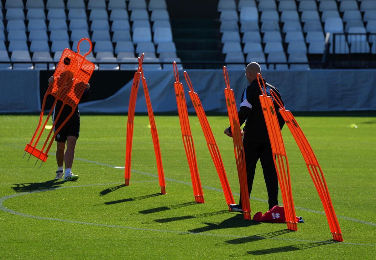 ¡Atención máxima! El entrenamiento previo en el SkyFi Castalia antes del Castellón-Almería