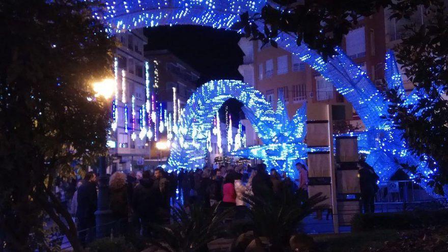 Iluminación navideña de Puente Genil en una imagen de archivo.