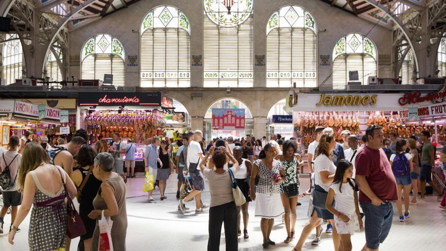 El interior del Mercat Central de València.