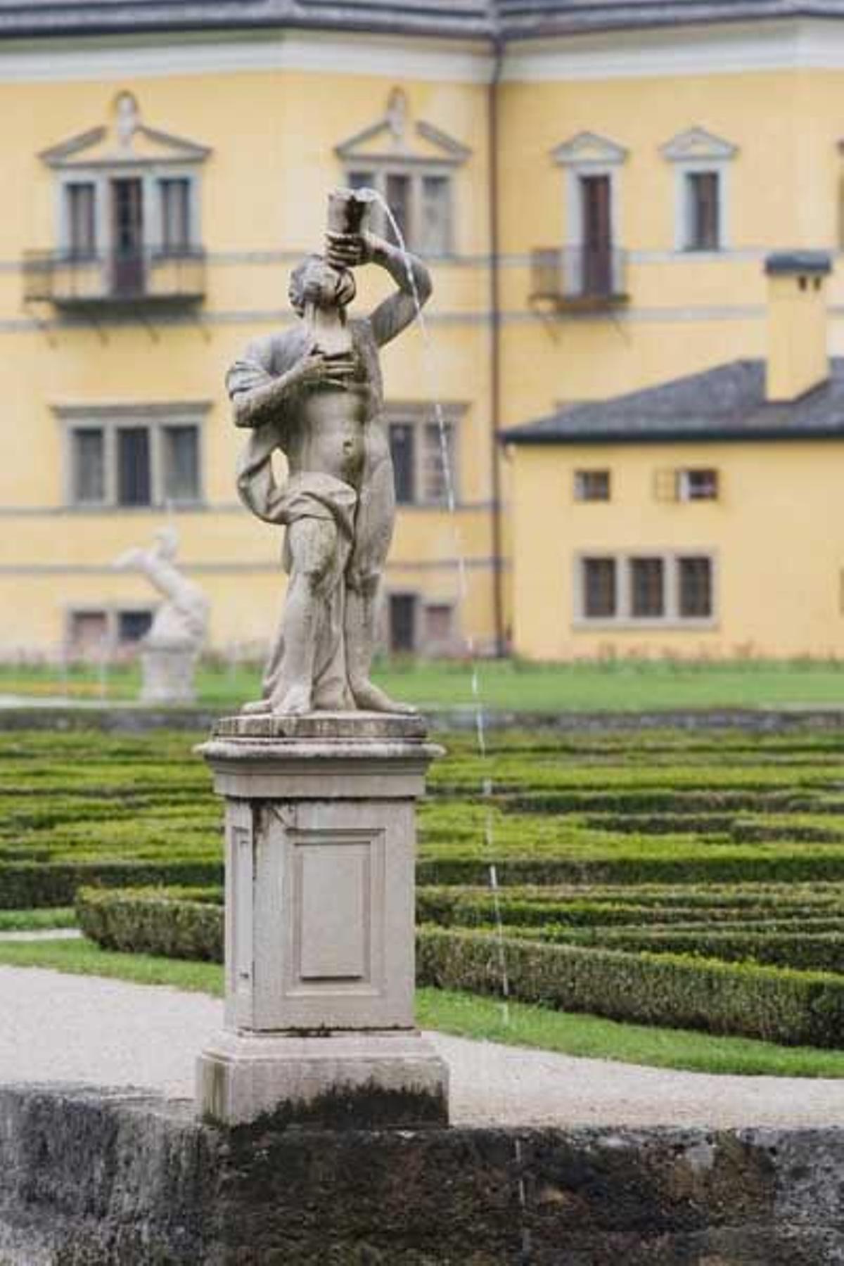 Estatua en el Palacio Hellbrunn.
