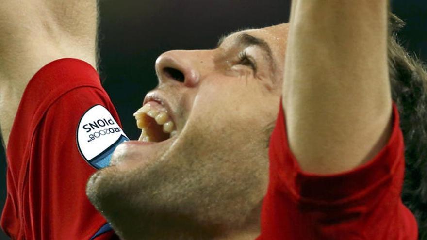 Jordi Alba celebra el gol en la final