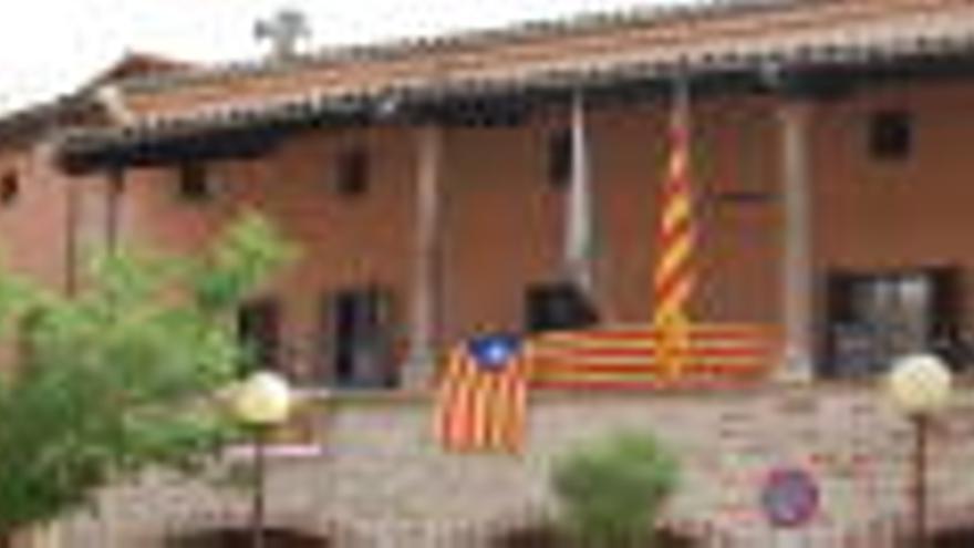 Estelada a l&#039;ajuntament de Santpedor.