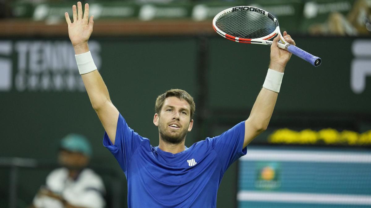 Norrie celebra su victoria en Indian Wells