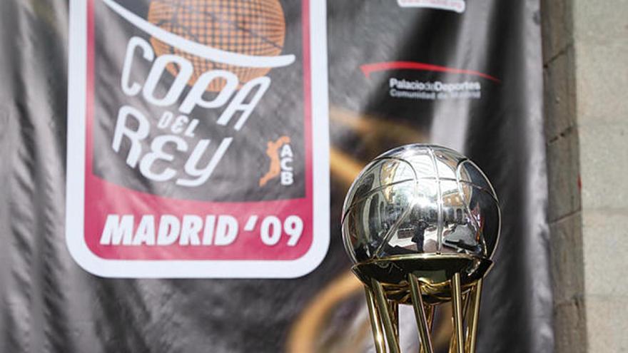 madrid 2009. Imagen del trofeo por el que suspira el Unicaja.