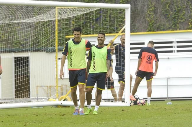 ENTRENAMIENTO DE LA UD LAS PALMAS EN BARRANCO ...