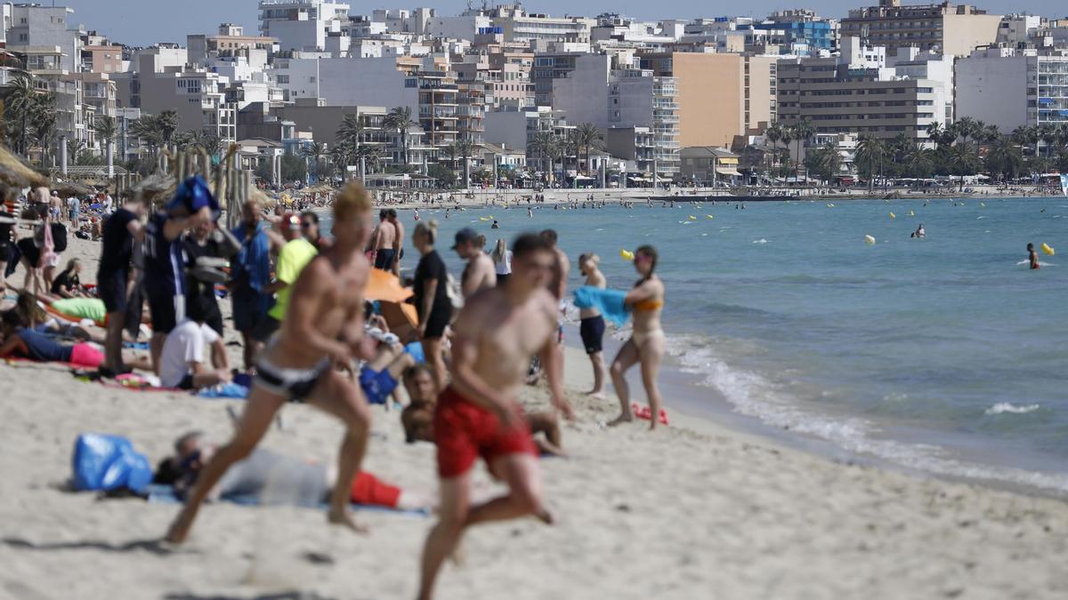 Viel los war diesen Sommer an der Playa de Palma. Die Hoteliers sind trotzdem nicht rundum glücklich.