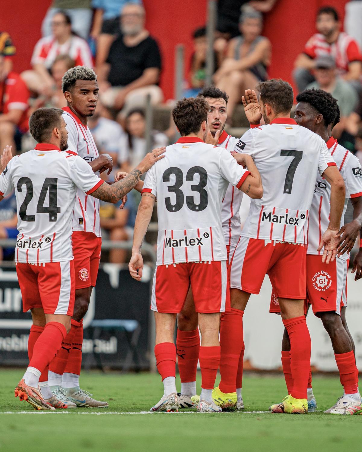 El Girona se estrena en pretemporada con una goleada ante la UE Olot (0-5)