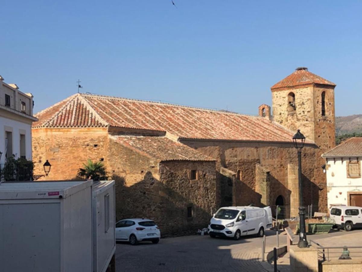 La iglesia de Santa Catalina de Romangordo